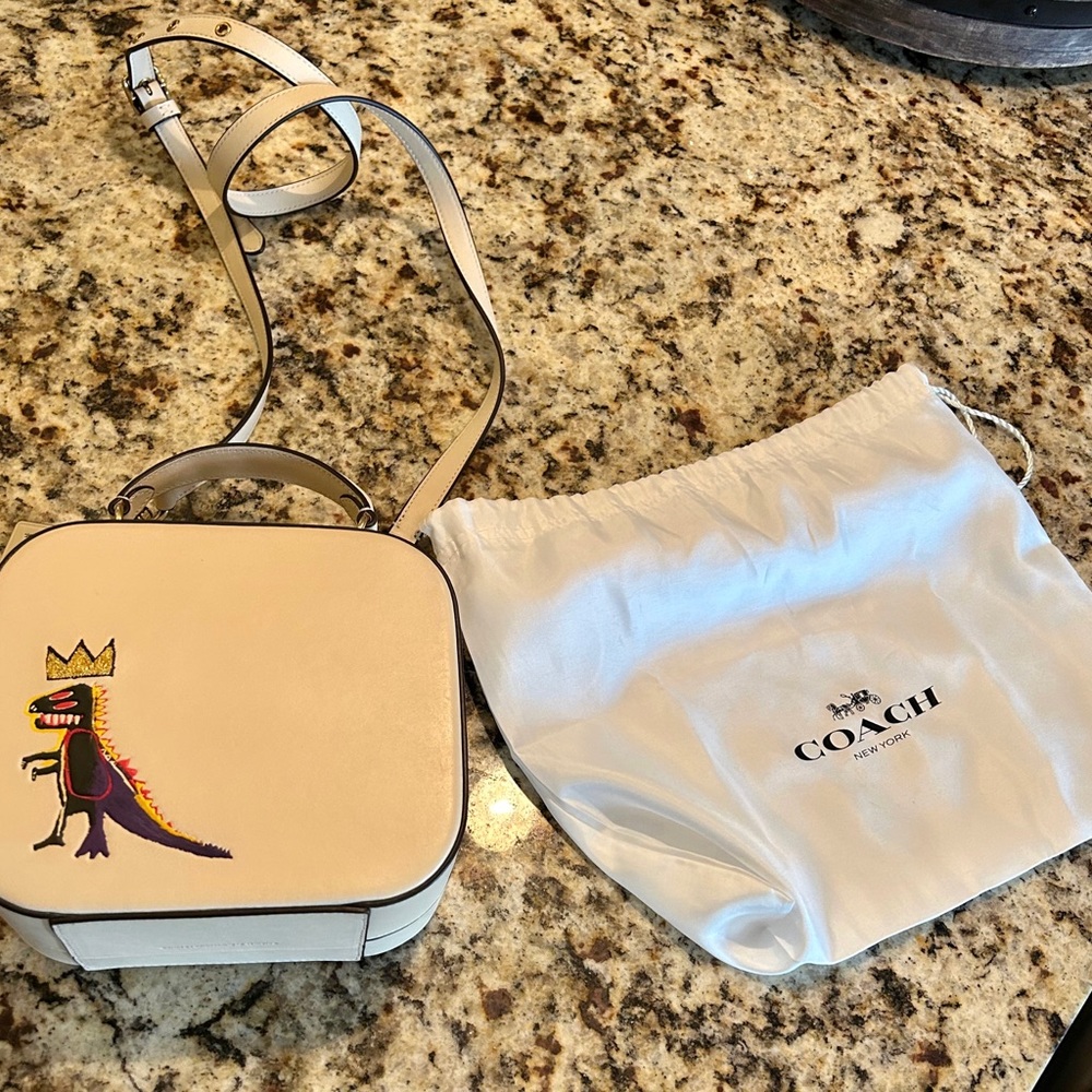 BRAND NEW / NEVER CARRIED COACH X JEAN~MICHEL BASQUIAT BAG !!!
